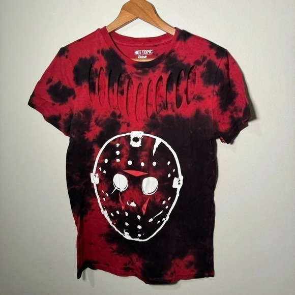 5/$25 🎀  Hot topic Friday the 13th tee XS - Picture 2 of 5